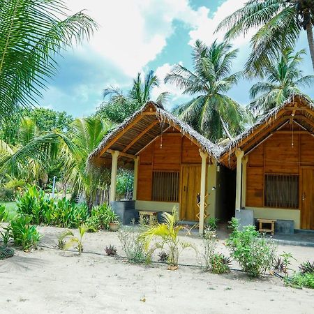 Pearl Inn Green Nilaveli Ngoại thất bức ảnh